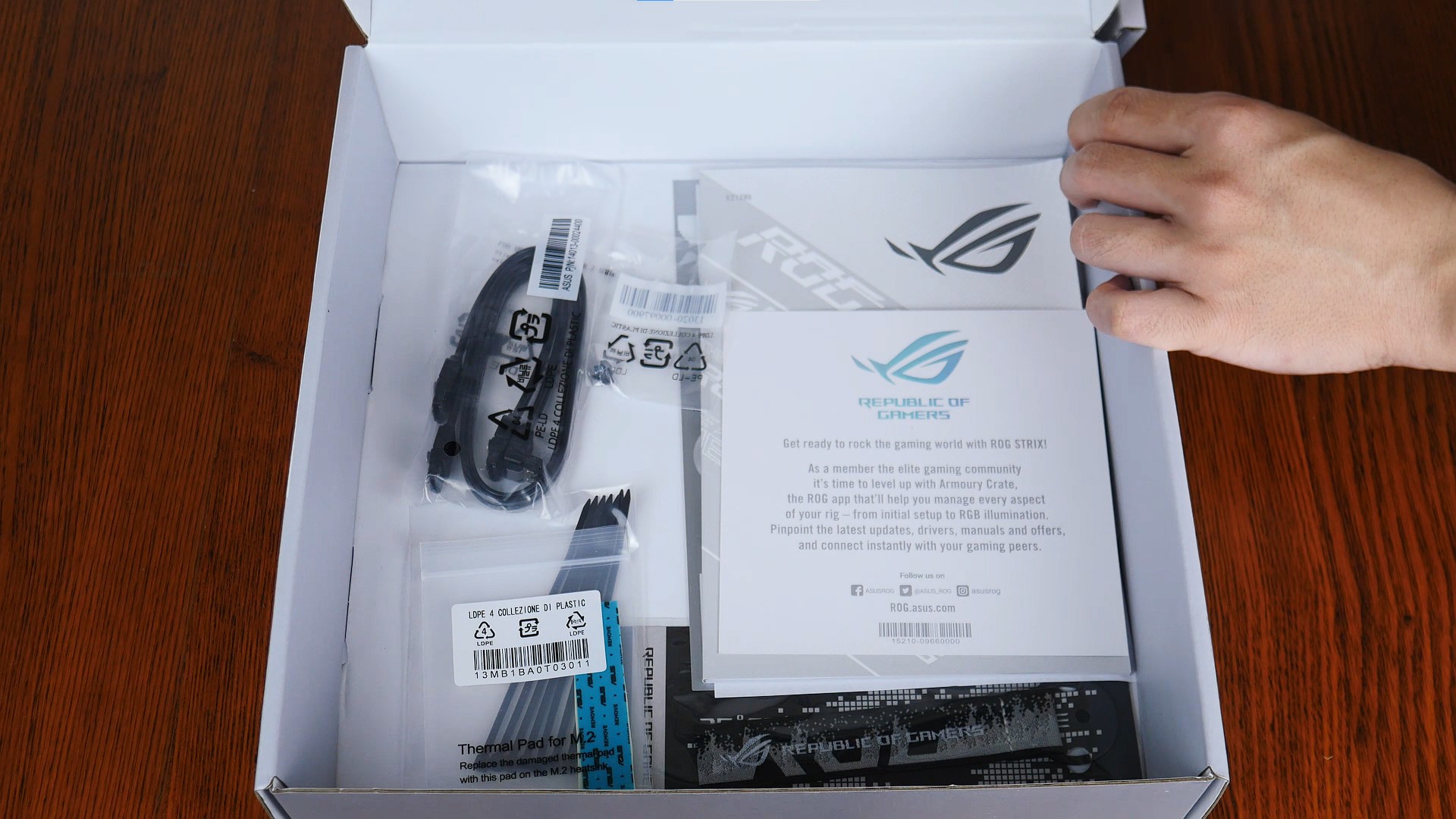Review: ASUS ROG STRIX B760-G GAMING WIFI D4 LGA1700 Motherboard Review: ASUS ROG STRIX B760-G GAMING WIFI D4 LGA1700 Motherboard